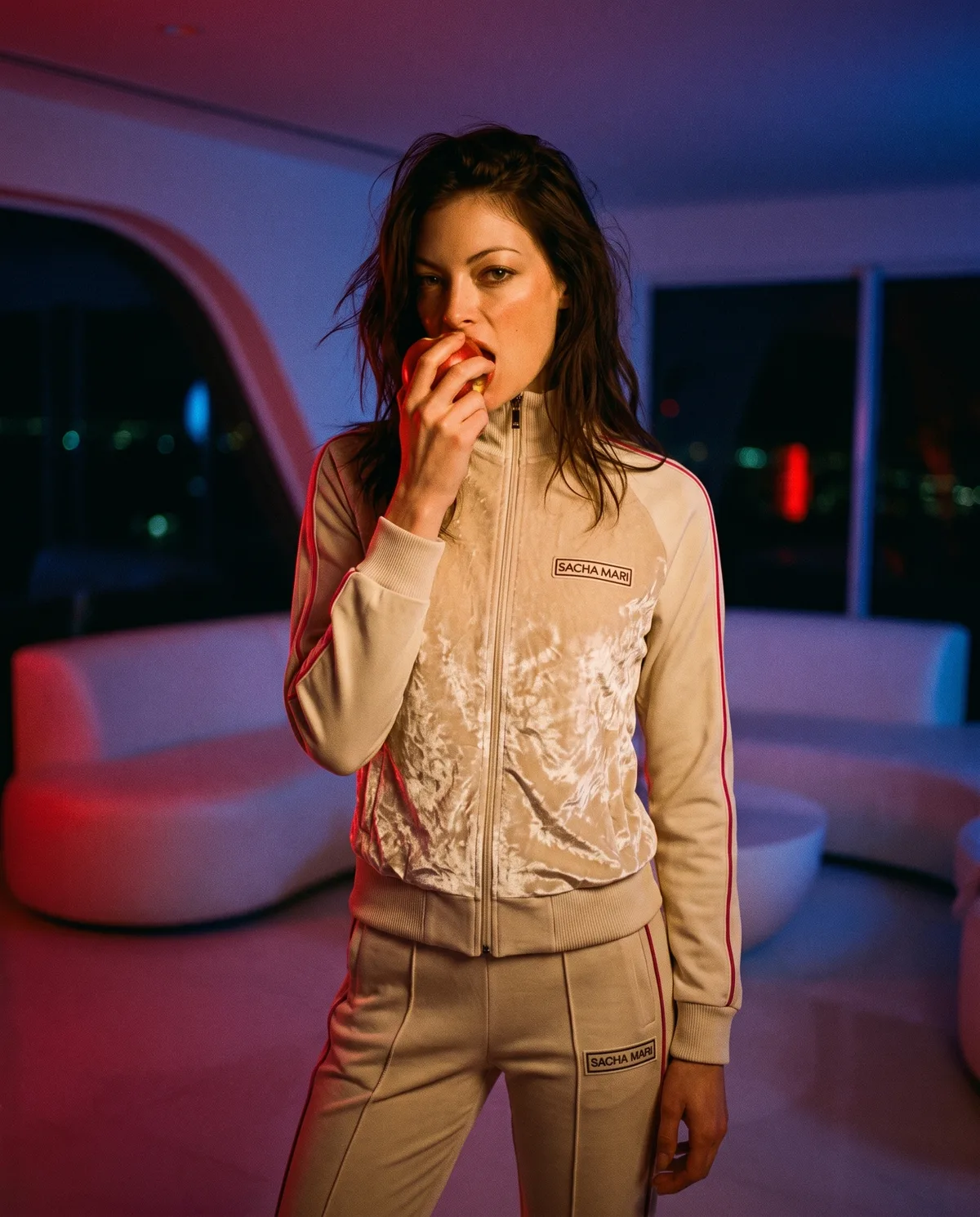 SACHA MARI editorial