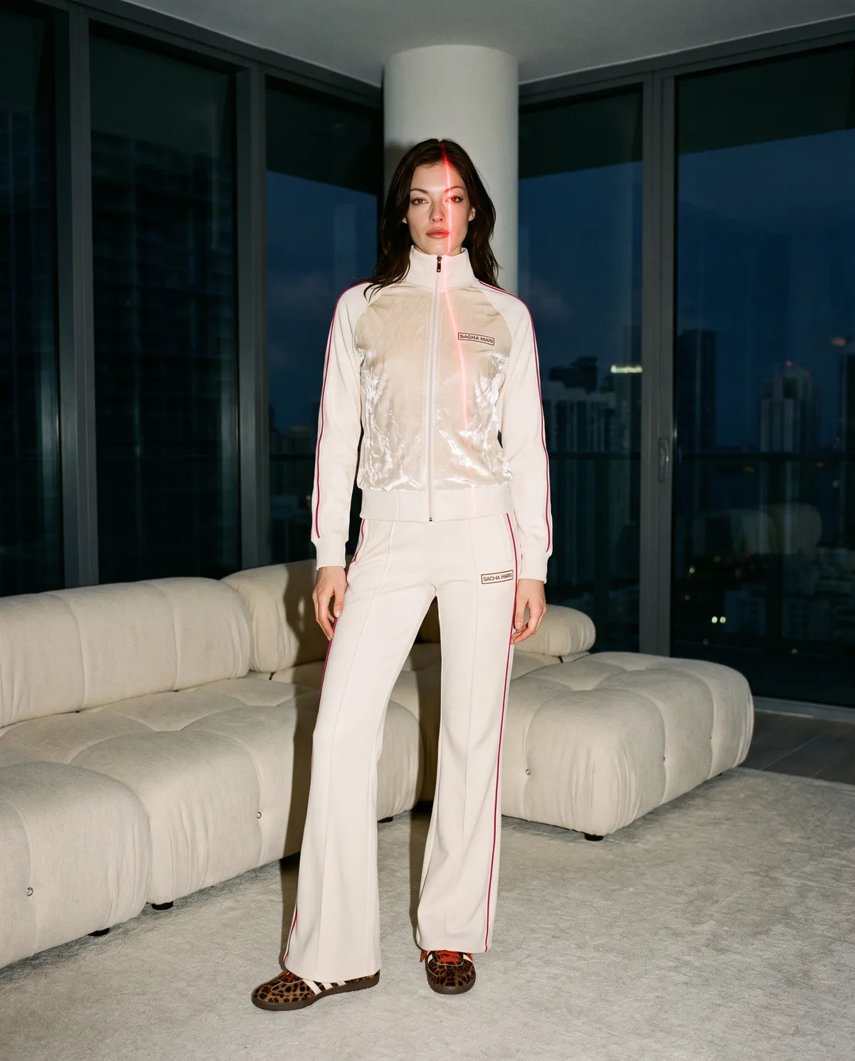 SACHA MARI editorial