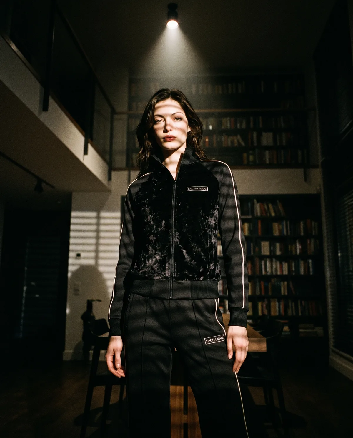 SACHA MARI, loft con biblioteca